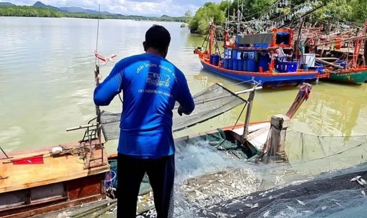 กรมประมงMOU อาชีวเกษตรนครสวรรค์ ฝึกทักษะ เรียนรู้ การประมง