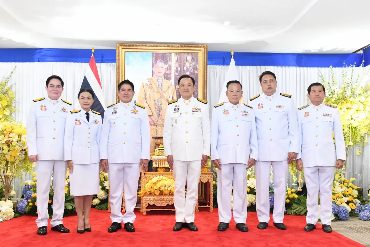 ‘รัฐพันลึก’ บีบ ‘ชินวัตร’ วางมือ หมดโปรฯ พท.ตั๋วใบใหม่ ‘ภูมิใจไทย’