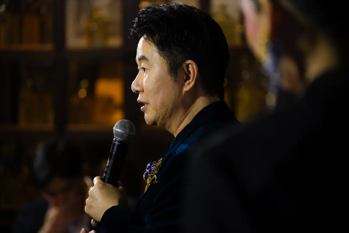 SARRAN เปิดตัวคอลเลกชั่น 'Oriental Blue' เครื่องประดับร่วมสมัย