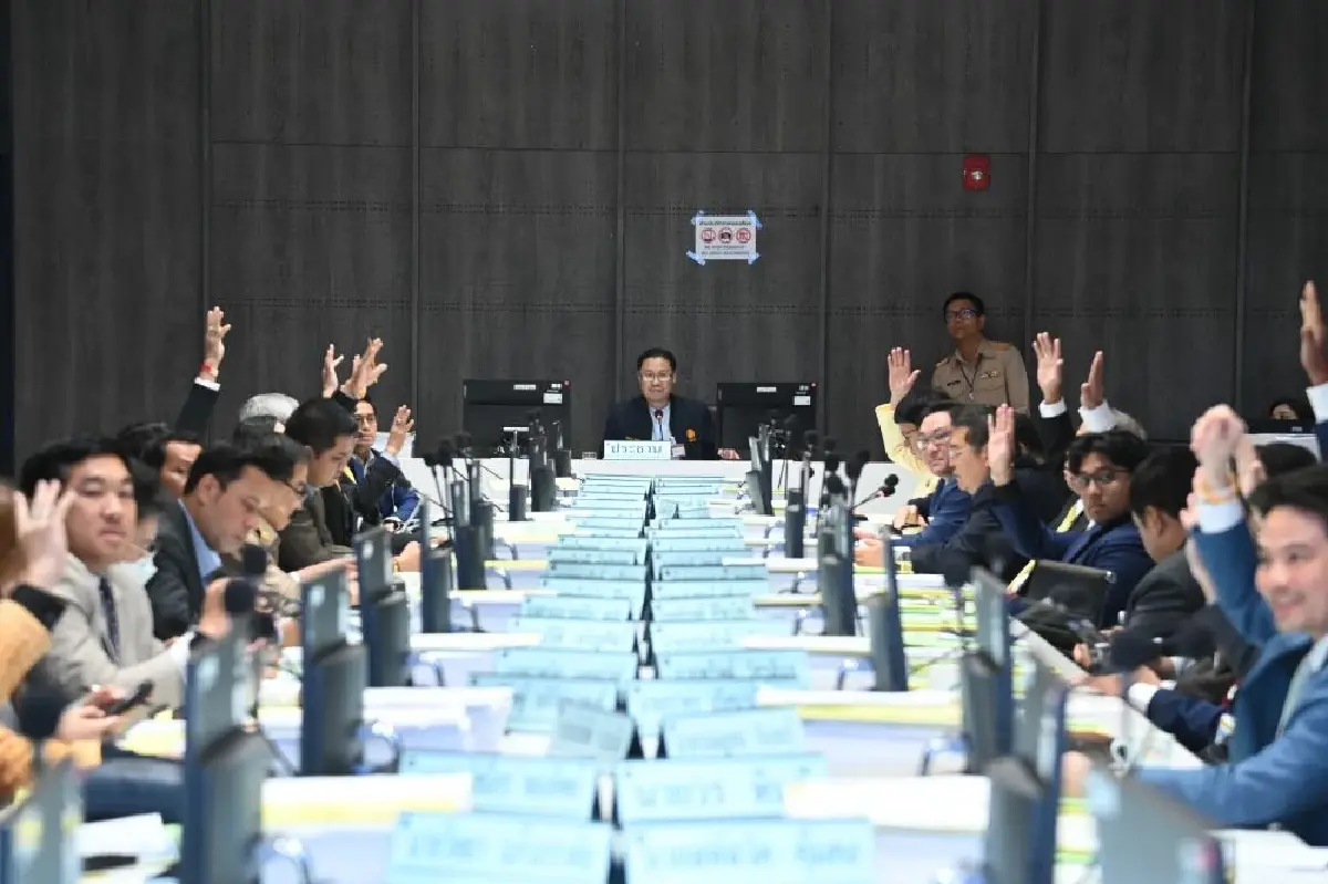 ‘ยุบสภา’ (เร็ว) สัญญาณล่ม ‘แก้รัฐธรรมนูญ’