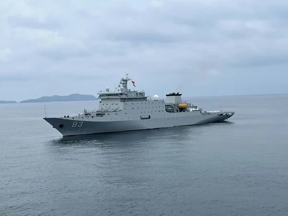 เรือรบจีน ขน นร.นายเรือ พันนาย เทียบท่าจุกเสม็ด กระชับสัมพันธ์ เปิดชมเรือฟรี