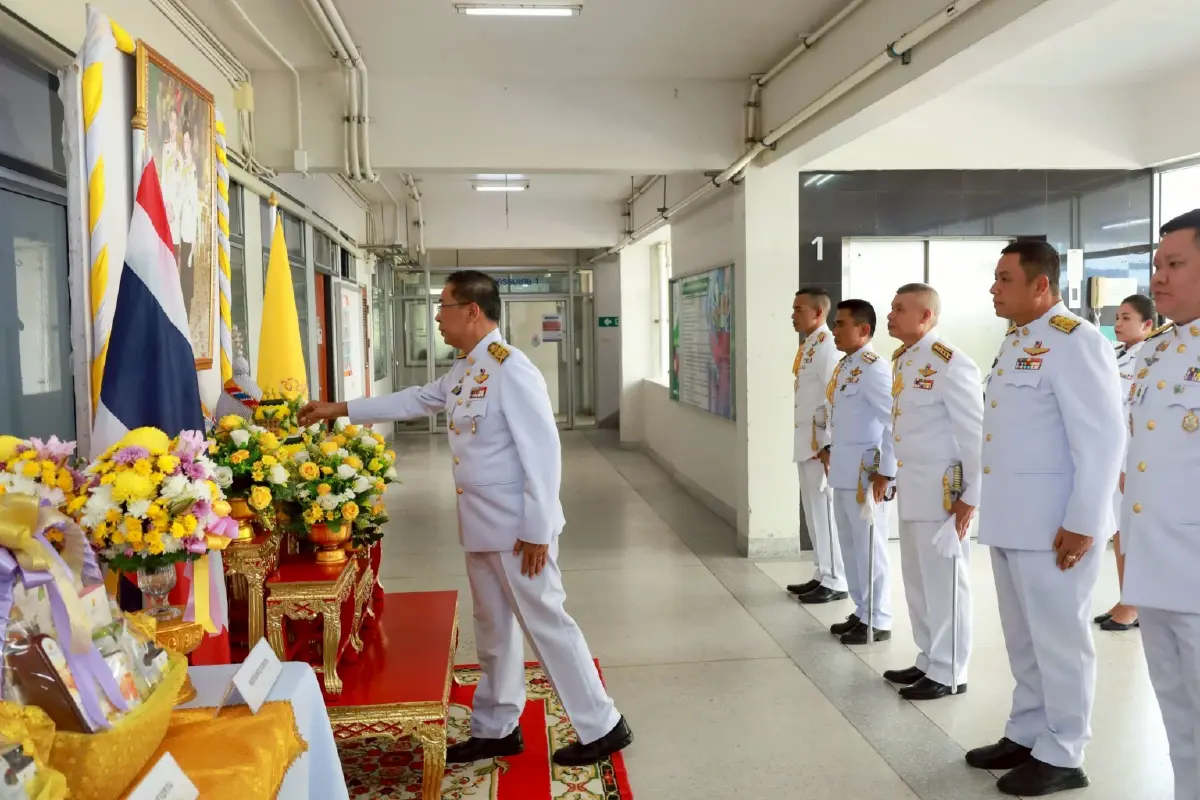 รองผู้ว่าฯนราธิวาส เป็นผู้แทนเชิญสิ่งของพระราชทาน มอบ 2 ทหารพราน