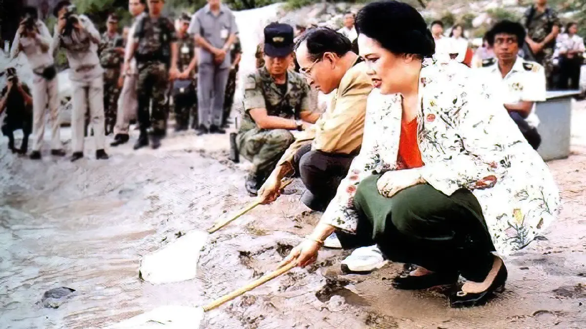 สมเด็จพระพันปีหลวง ทรงห่วงใย ‘เต่าทะเล’ ยก ‘เกาะมันใน’ ให้เป็นศูนย์อนุรักษ์