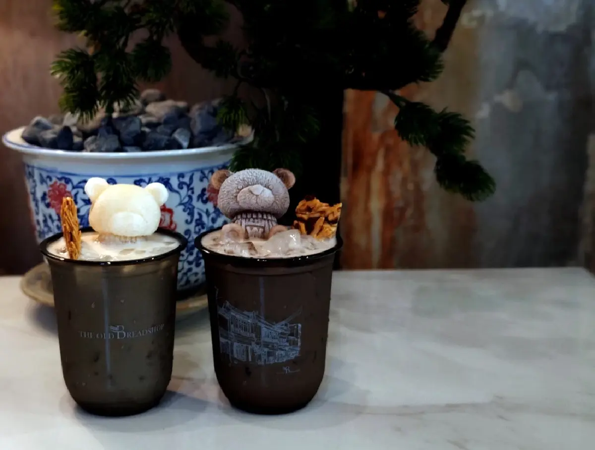 ‘The Old Breadshop’ คาเฟ่ขนมปัง ‘ทรงวาด’ มีตำนานกว่า 70 ปี