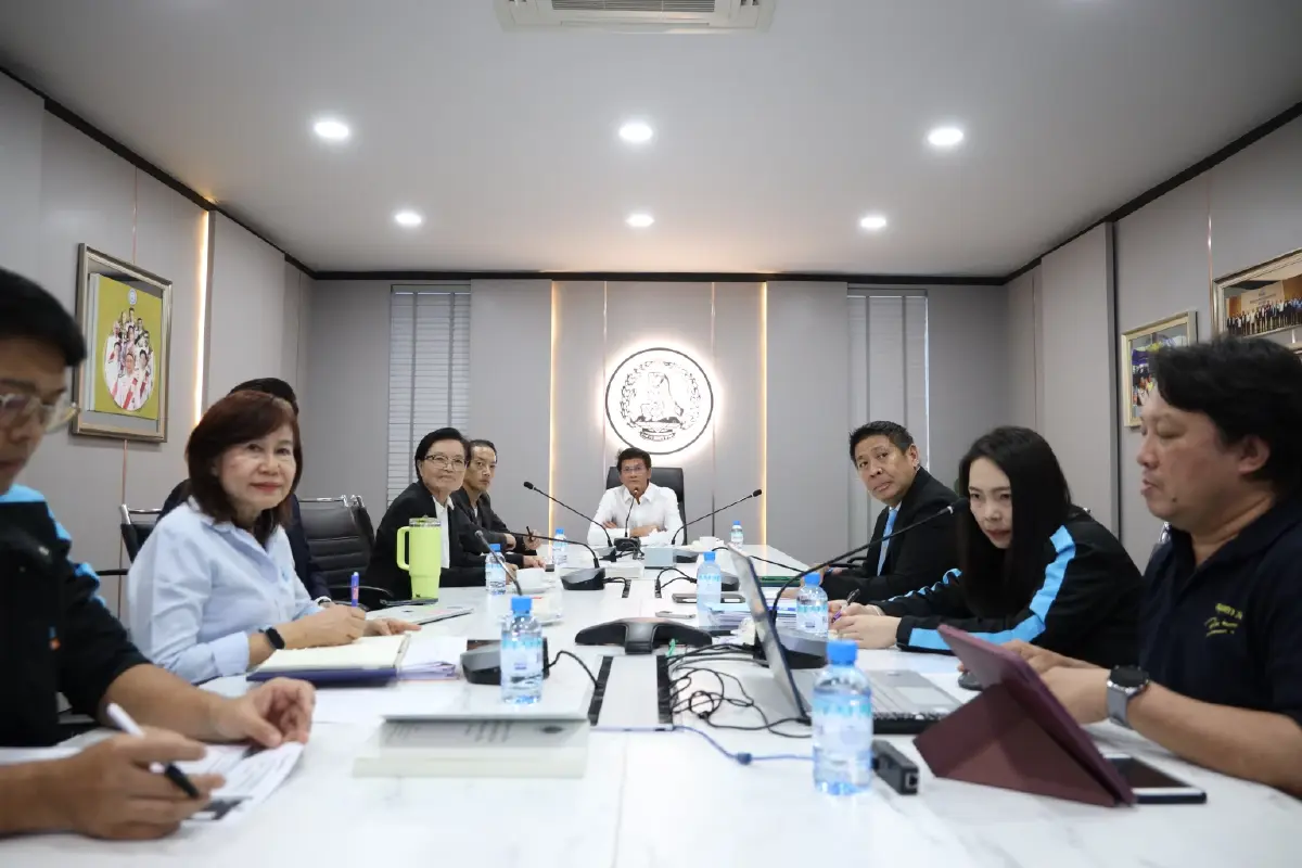 ปชป.ตั้ง 'สาธิต' นั่งประธานสรรหาผู้สมัคร  ชู 'การเมืองคุณภาพ'  สู้ 'กระสุน'