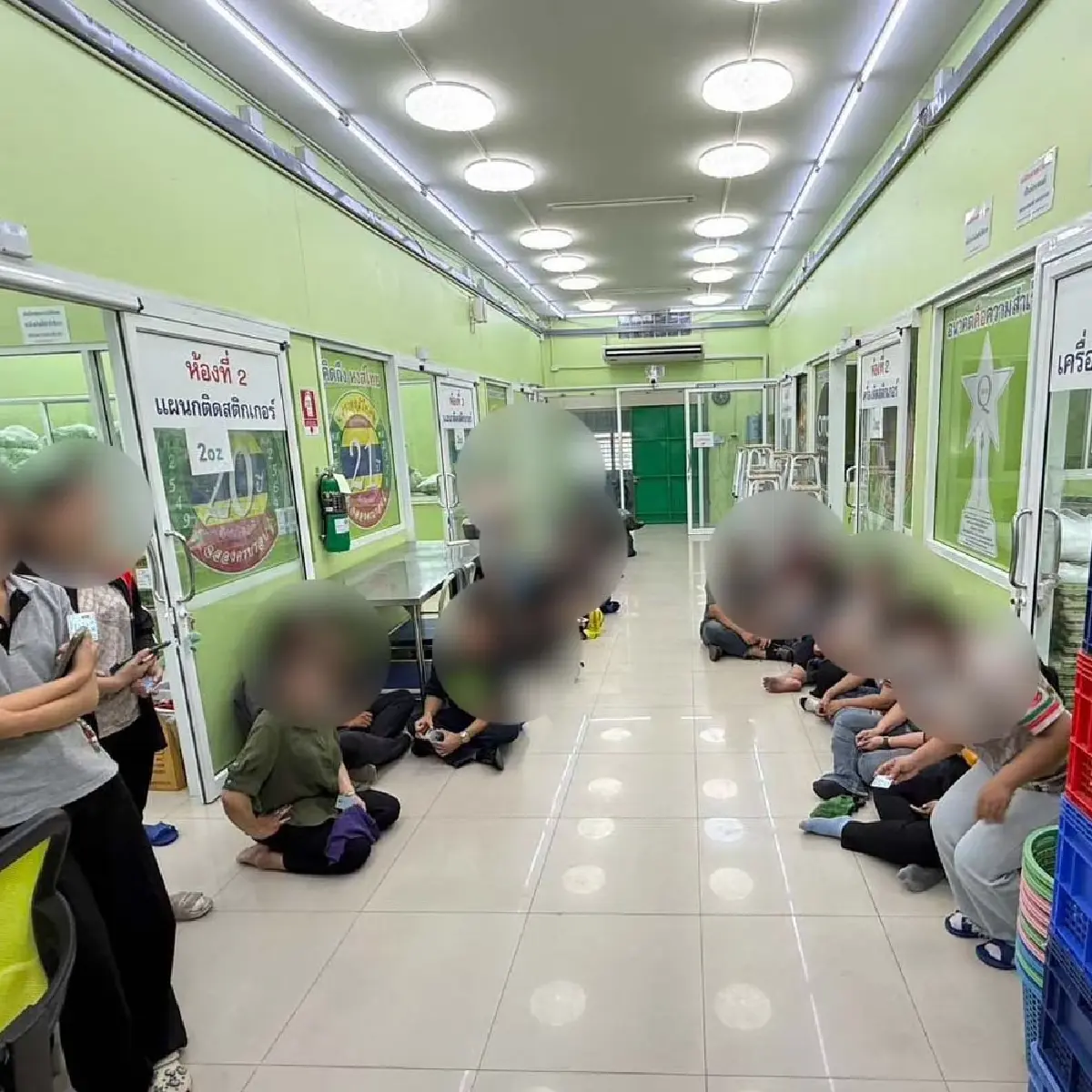 ปคบ. ทลายโกดัง 'ยาดมปลอม' พบแหล่งผลิตเถื่อน หลัง อย. ตรวจพบปนเปื้อน