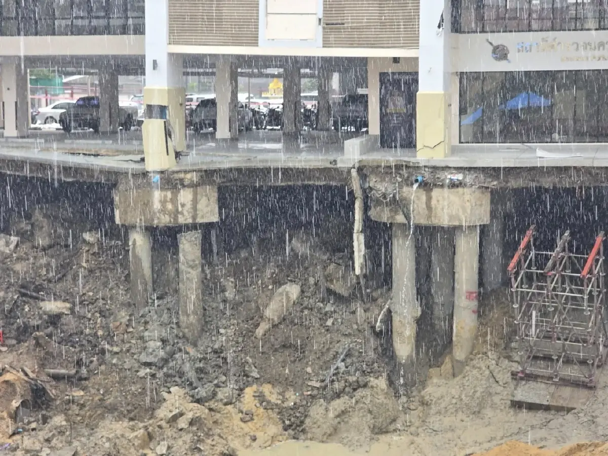 เตรียมรื้ออาคาร สน.สามเสน เหตุไม่ปลอดภัย เลื่อนเปิดจราจรไม่มีกำหนด