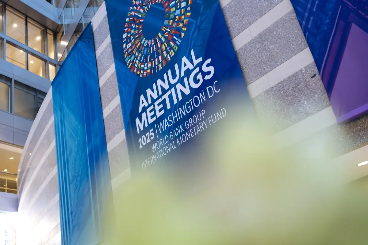 IMF คง \'จีดีพีไทย\' ที่ 2% แม้ยังห่วง \'หนี้โลก\' และ เตือน ’ฟองสบู่เอไอ‘