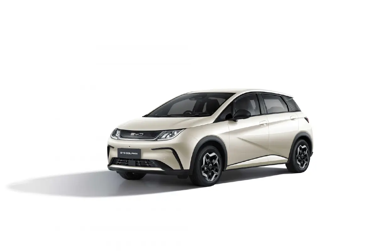 ลดอีก 140,000-200,000 บีวายดี หั่นราคา ATTO3 - DOLPHIN ส่งท้าย EV 3.0