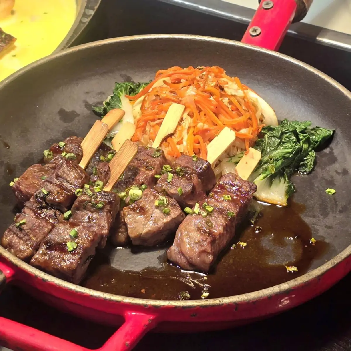 'บุฟเฟ่ต์แซลมอน' + 'บุฟเฟ่ต์เนื้อวากิว' ราคาดี อิ่มคุ้ม ที่ Ventisi