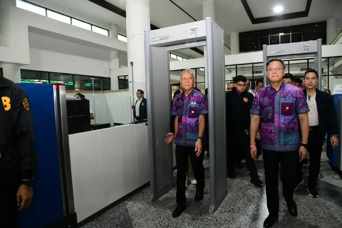 'พิพัฒน์' ดันสนามบินสุราษฎร์ฯ เป็นฮับท่องเที่ยวอ่าวไทย