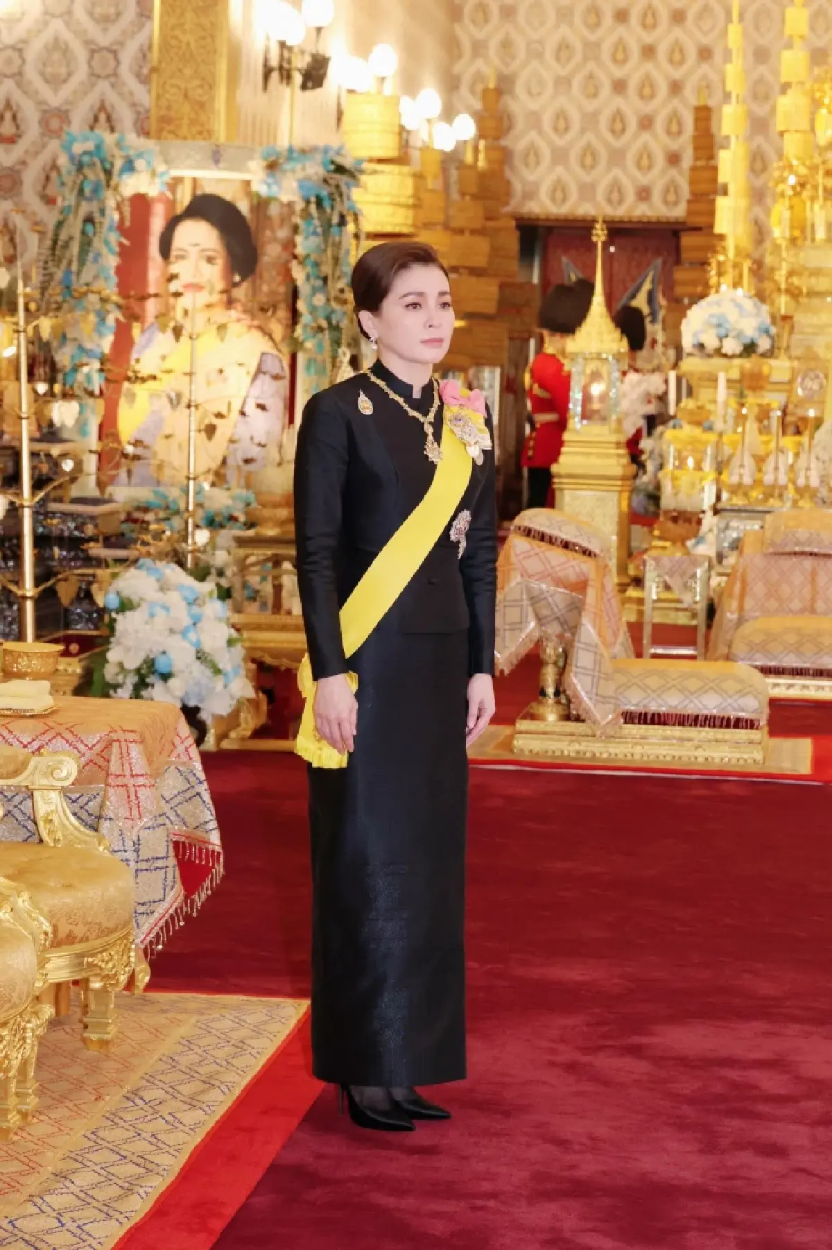 ในหลวง-พระราชินี เสด็จฯ ในการพระราชพิธีทรงบำเพ็ญพระราชกุศลสัตตมวาร 7 วัน ถวายพระบรมศพสมเด็จพระนางเจ้าสิริกิติ์ฯ พระบรมราชชนนีพันปีหลวง