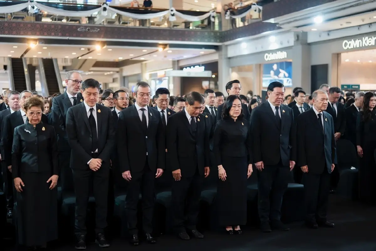 กลุ่มเซ็นทรัลและบริษัทในเครือ ร่วมถวายความอาลัย “สมเด็จพระพันปีหลวง”