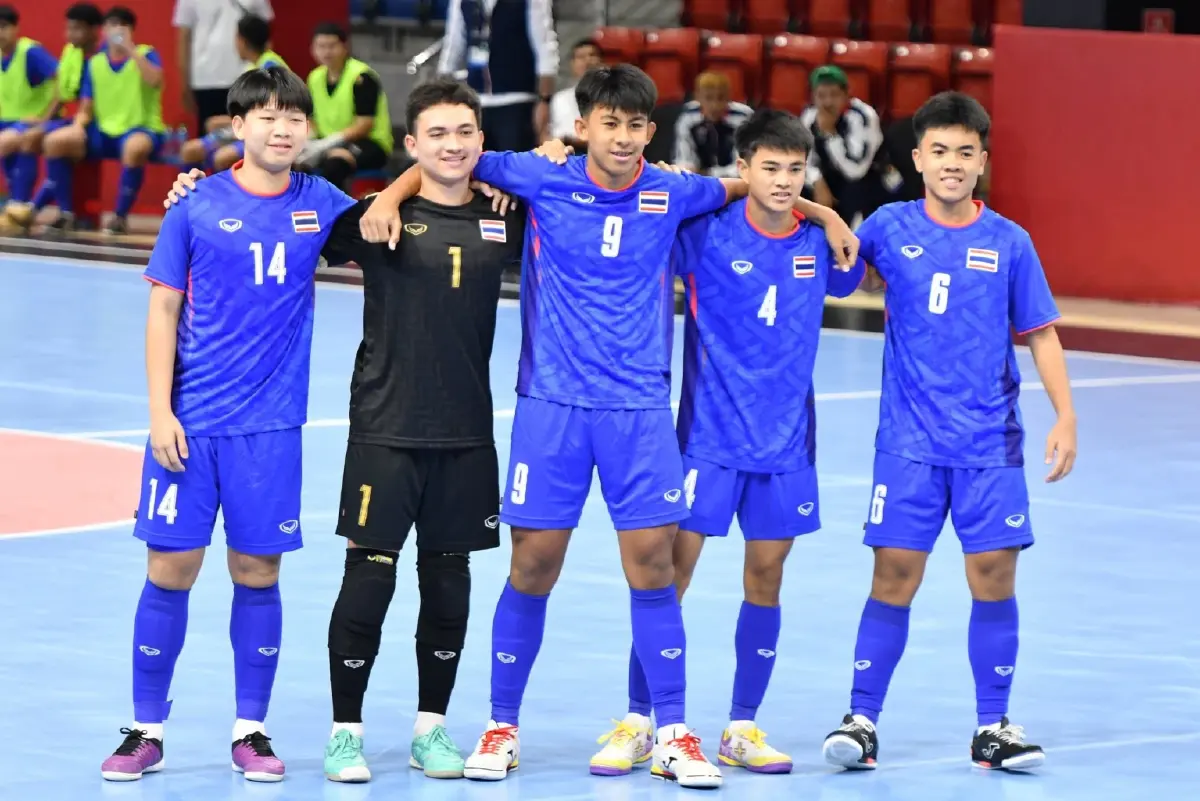 LIVE ดูบอลสด ถ่ายทอดสดฟุตซอล U16 ไทย พบ คีร์กีซสถาน Asian Youth Games