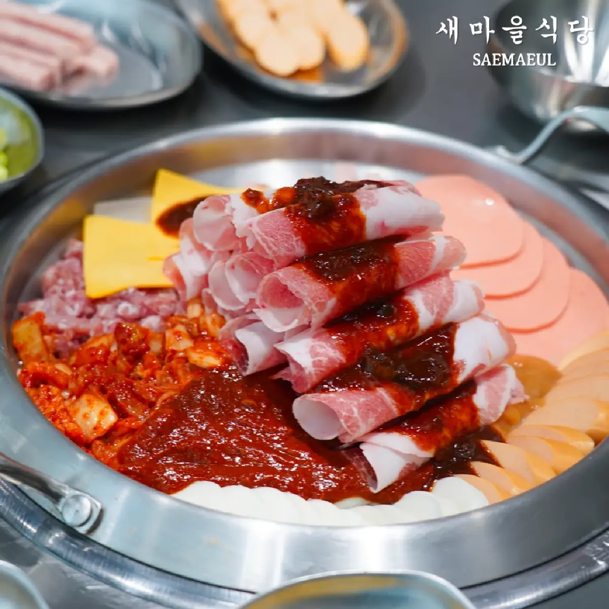 เริ่มจากร้านชานม ATM Tea Bar สู่ ‘ปิ้งย่าง Saemaeul-ไก่ทอด BHC’ มั่นใจปีนี้แตะ ‘พันล้าน’