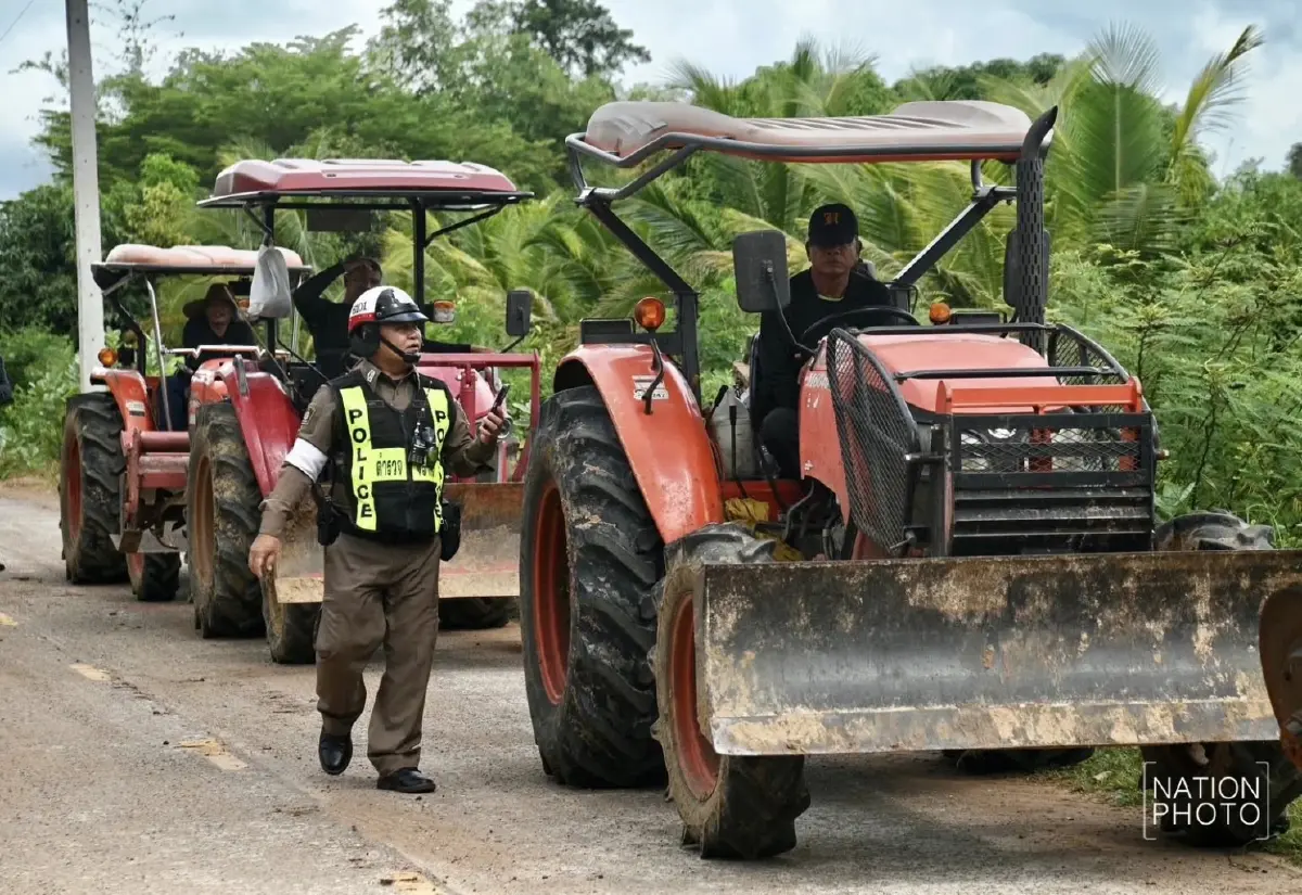 'วีระ' นำทีมเครื่องจักรเข้าพื้นที่ 'บ้านหนองจาน' ตำรวจตรึงกำลัง