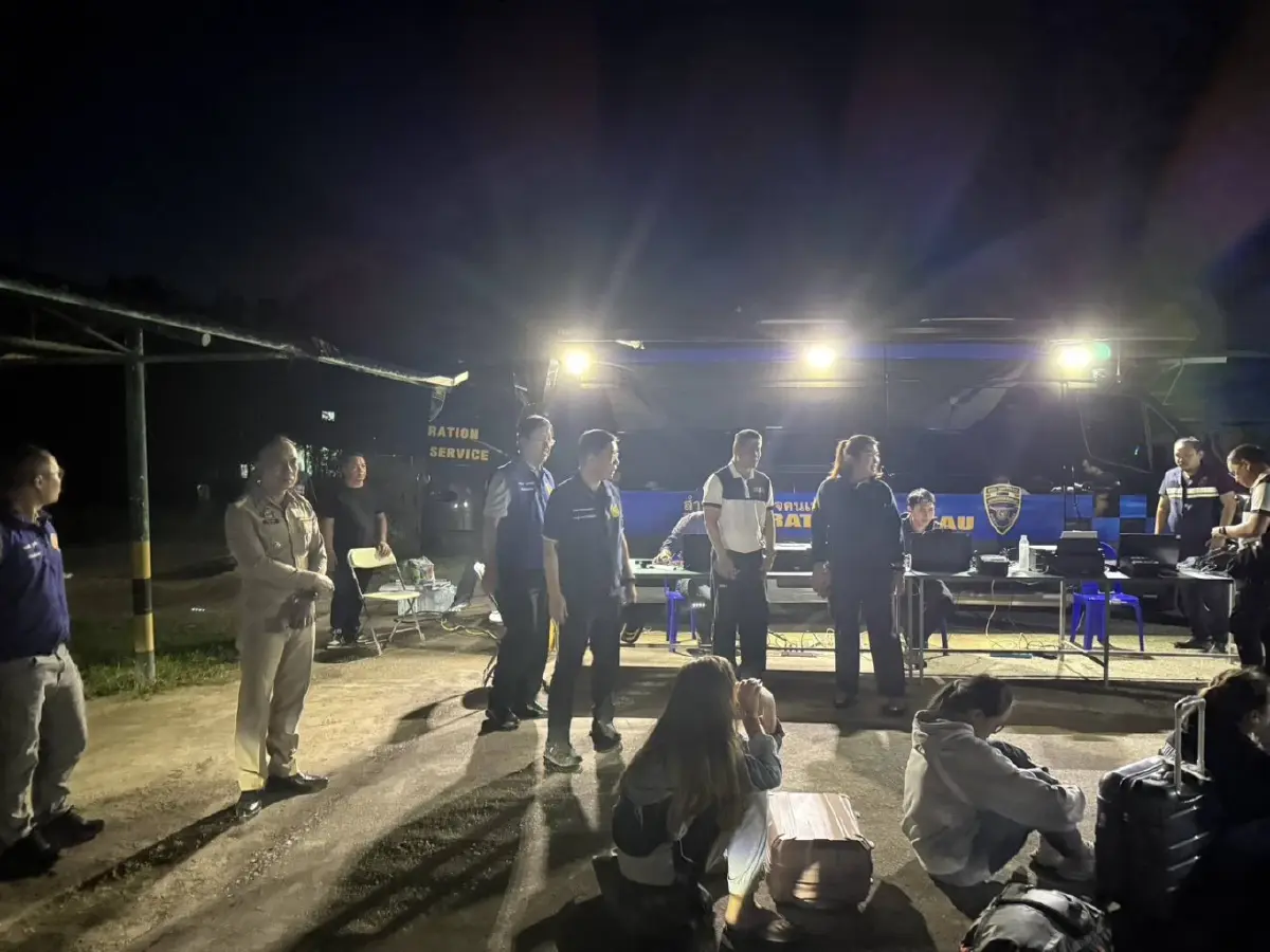 ไทยจับ 91 ต่างชาติ หนีตายข้ามแม่น้ำเมย เมียนมากวาดล้างคอลเซ็นเตอร์