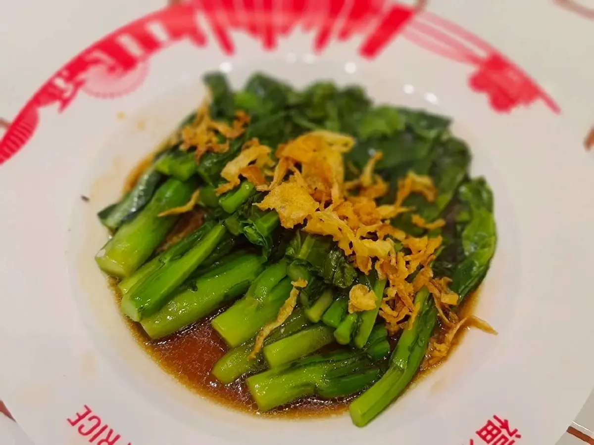 คุยกับเชฟอิน็อค ข้าวมันไก่สิงคโปร์, ฮ่องกง, ข้าวมันไก่ไทย ต่างกันอย่างไร