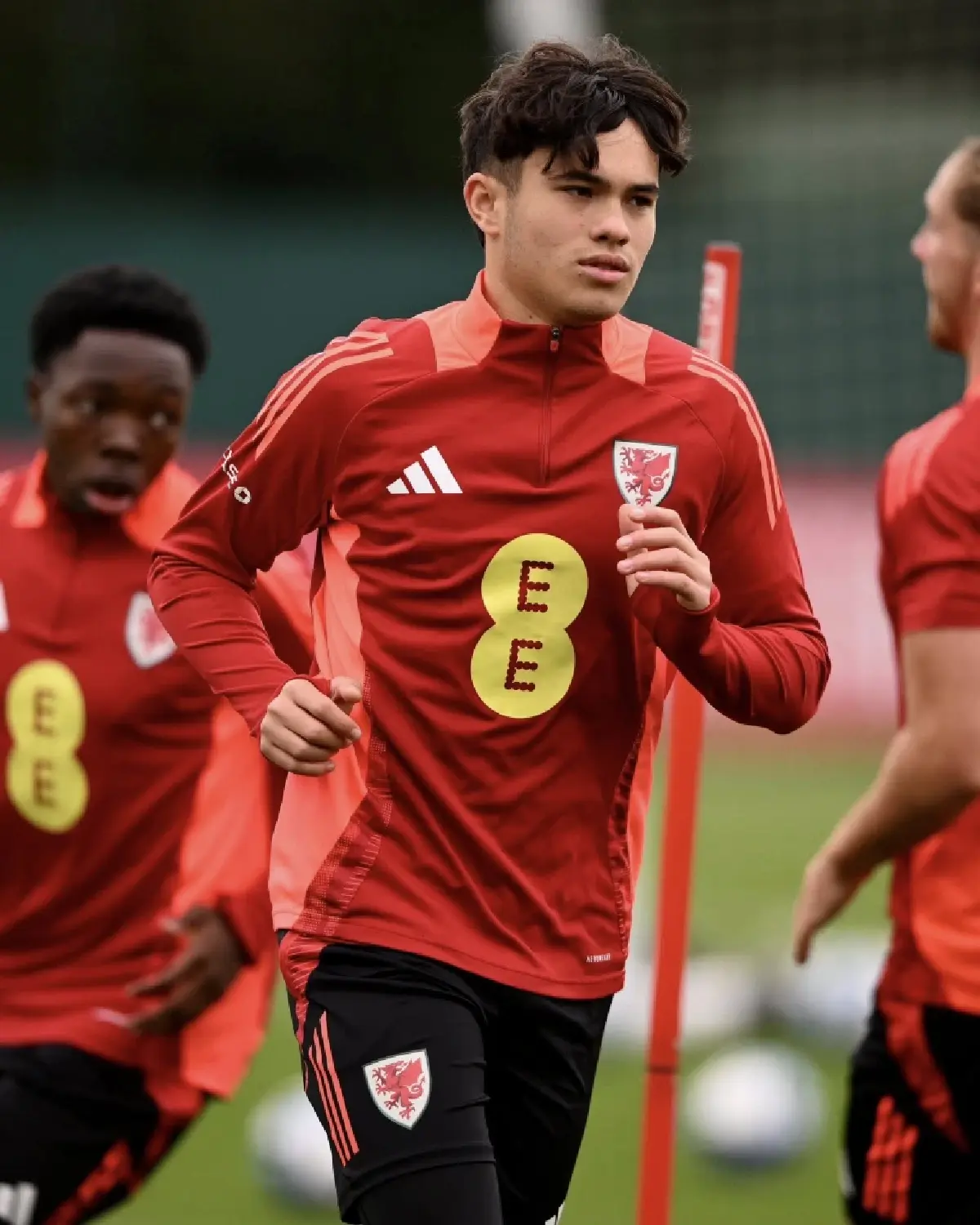 ดูบอลสด 'อังกฤษ พบ เวลส์' วิเคราะห์บอลวันนี้ กระชับมิตร ทีมชาติ