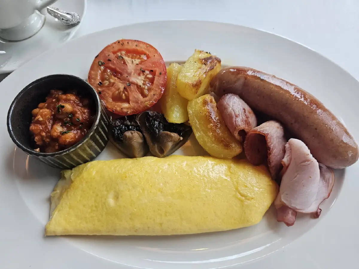 ‘Maison Mystique’ พระราชวัง แห่งจินตนาการ ท่ามกลางขุนเขา