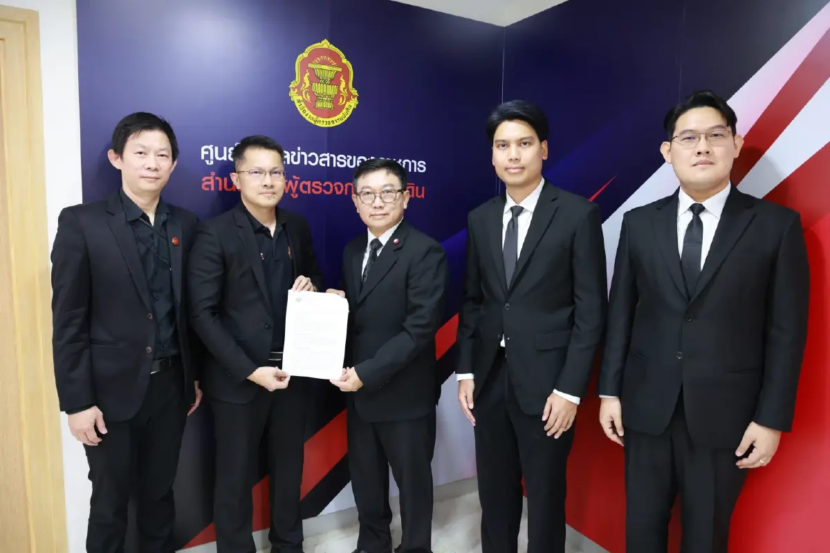 อดีต สว.ยื่นผู้ตรวจฯชงศาล รธน.ชี้ขาด ต้องทำประชามติก่อนแก้ รธน.