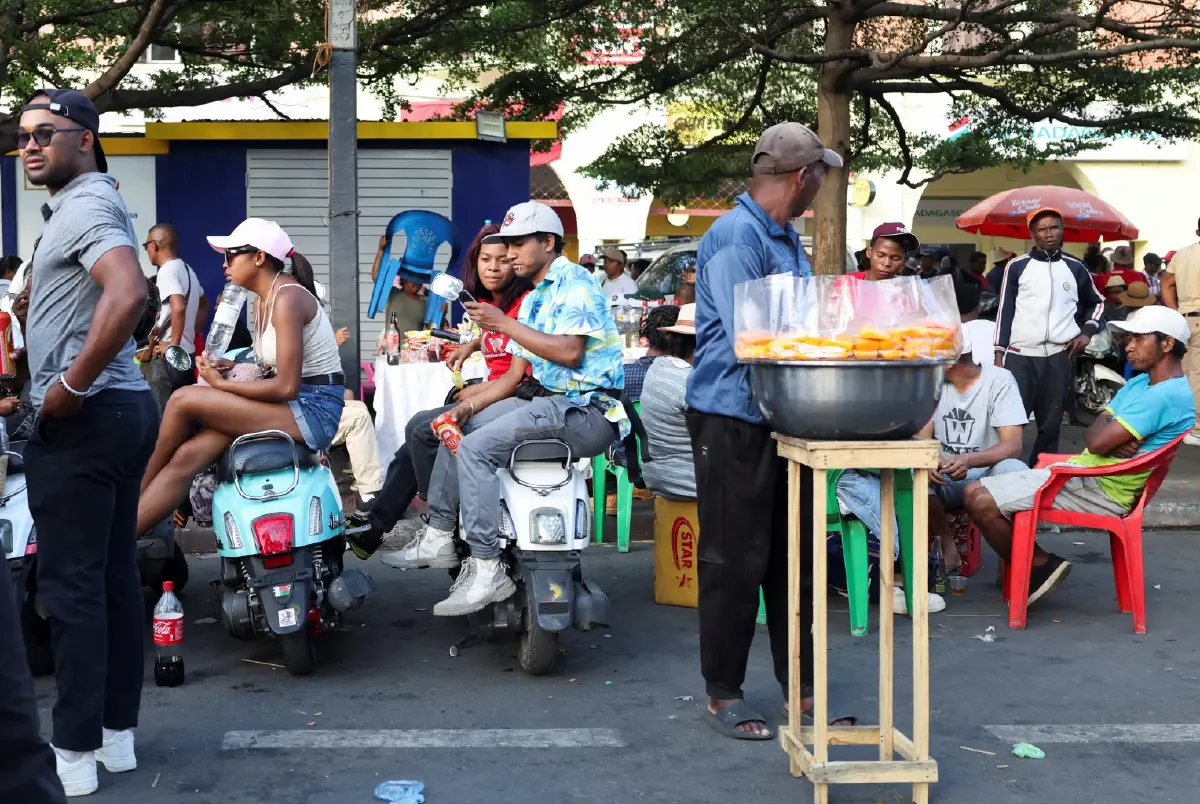 รัฐประหารไม่ใช่จุดจบ! ‘Gen Z มาดากัสการ์’ คิดหนัก ที่ให้ทหารปกครองประเทศ