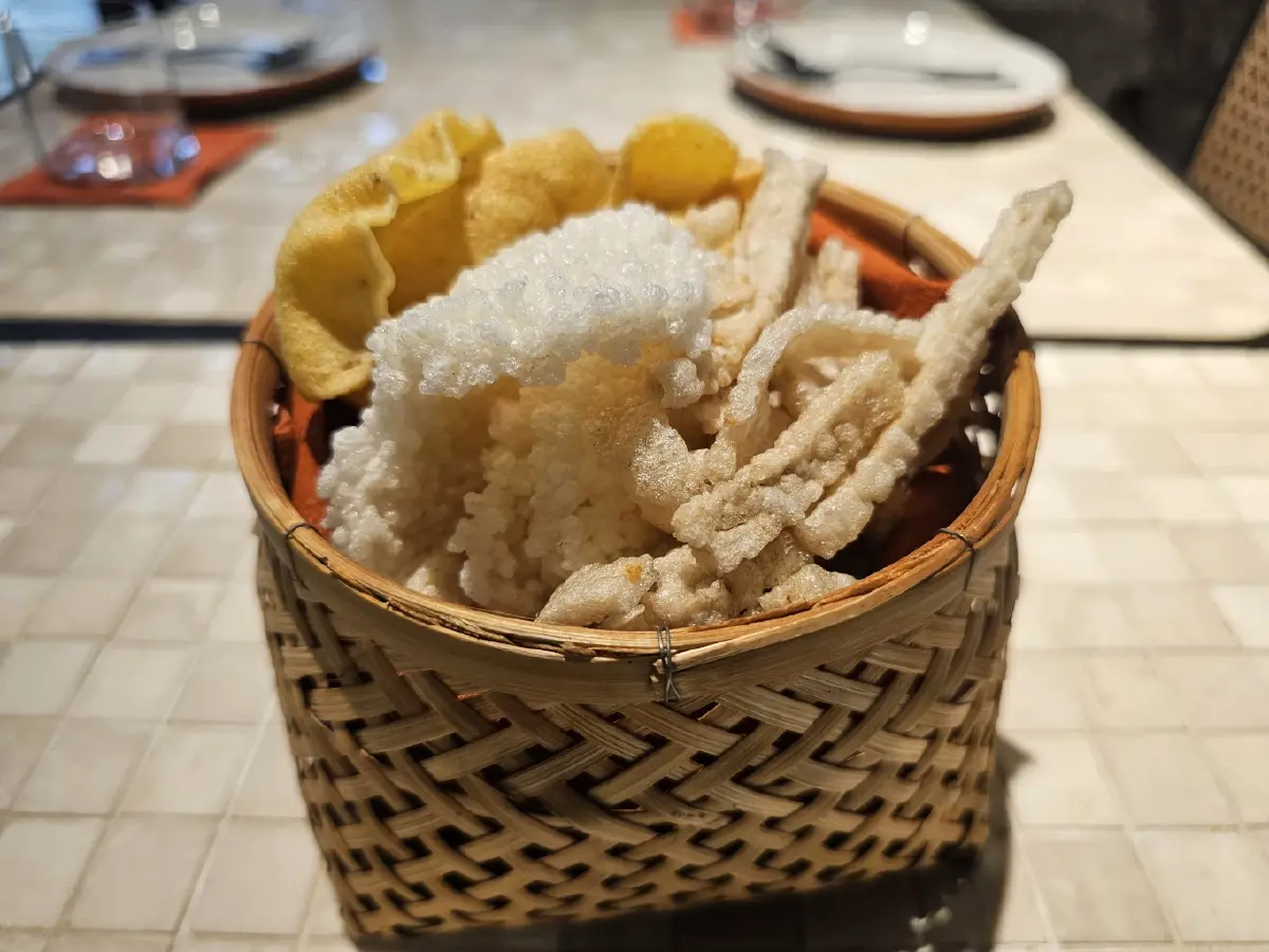 ‘เชฟกบ-กิตติธัช’ แห่ง ‘ร้านอาณาเขต’ เสิร์ฟ อาหารไทย ‘ไม่ไทยไม่ทำ’