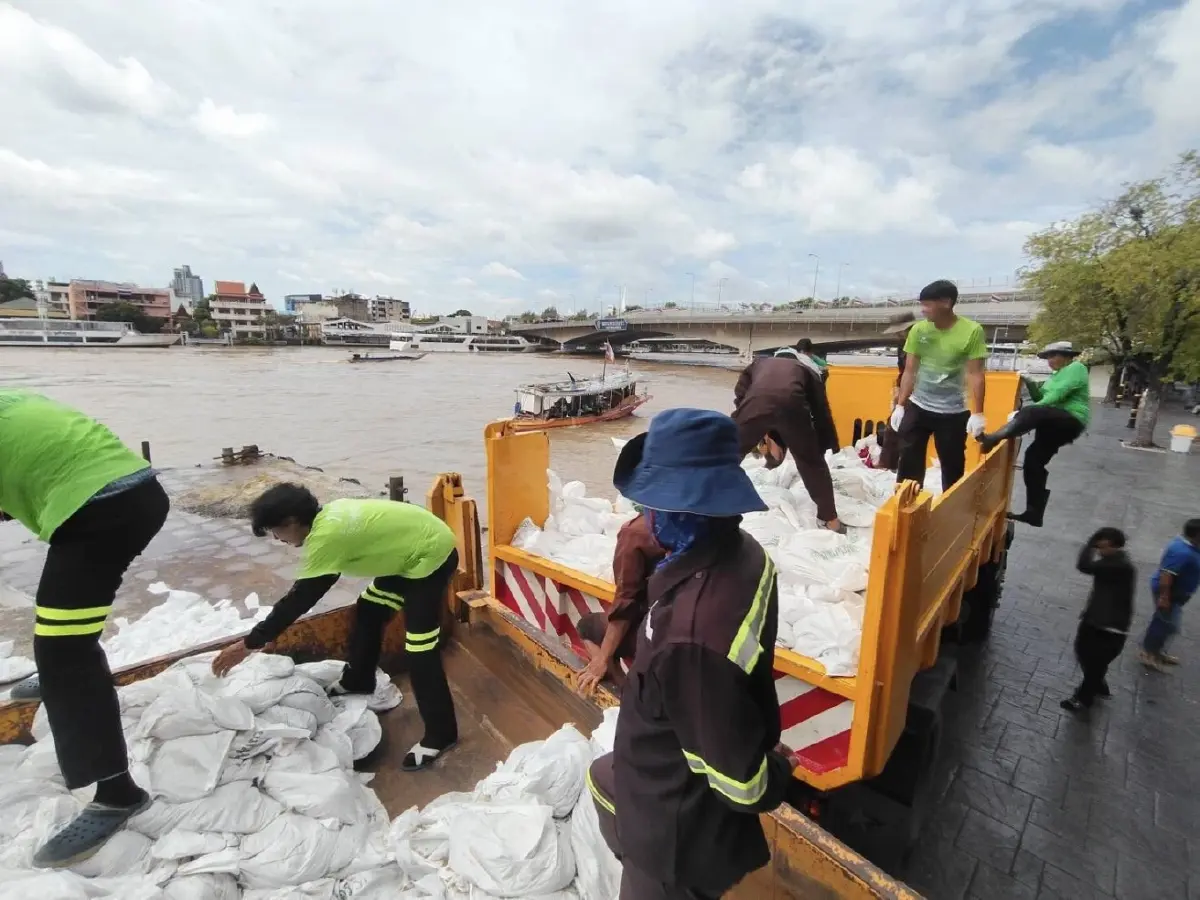 กทม. เตือนด่วน น้ำทะเลหนุนสูง พื้นที่ริมเจ้าพระยาต้องเฝ้าระวัง