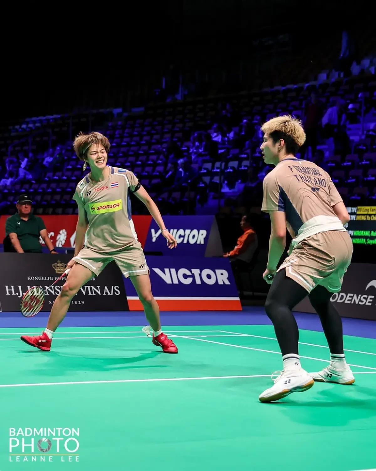 ดูแบดมินตันสด ทีมชาติไทย 'เมย์ รัชนก พบ มิเชล ลี' Denmark Open 2025