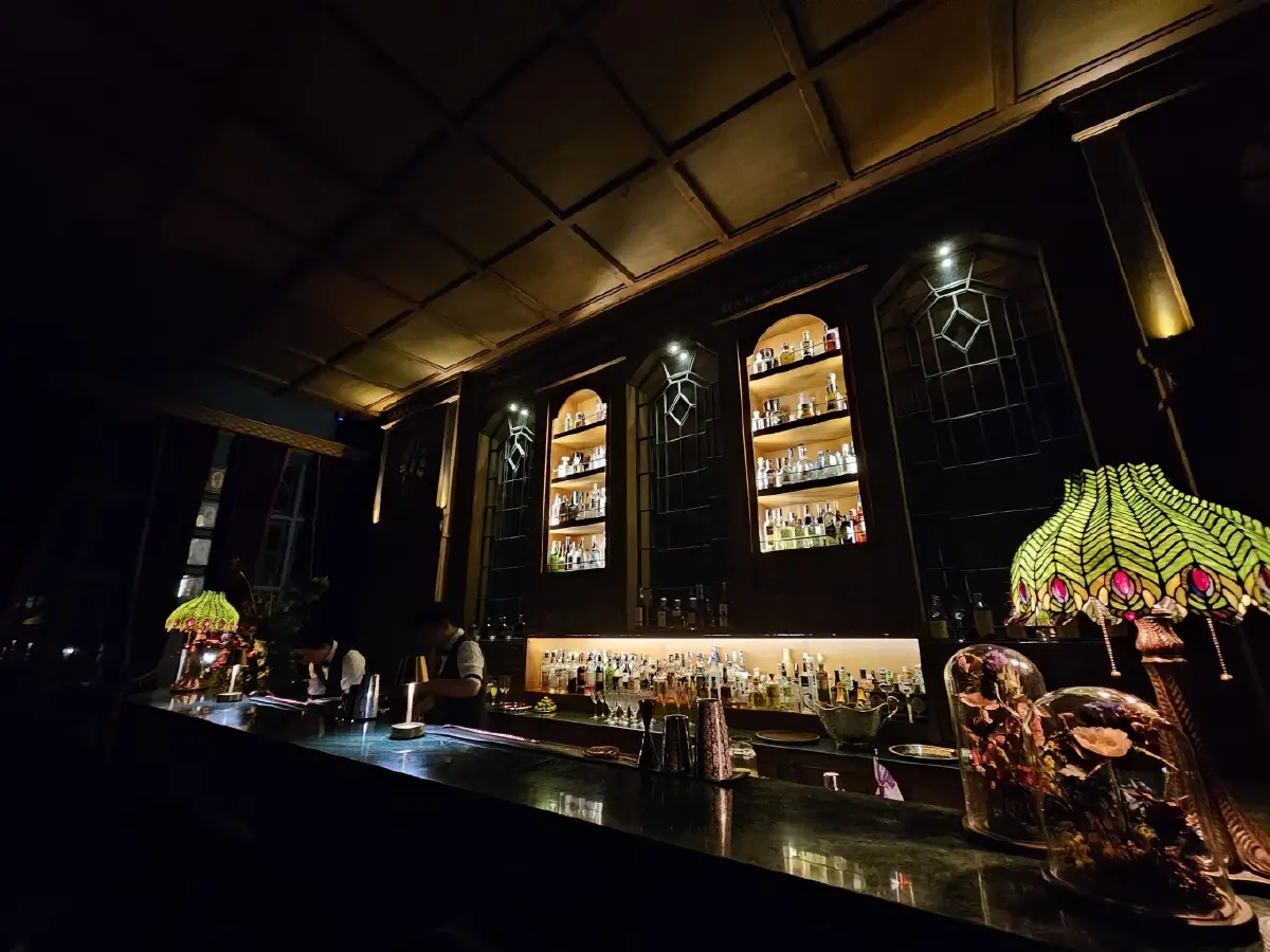 ‘Maison Mystique’ พระราชวัง แห่งจินตนาการ ท่ามกลางขุนเขา