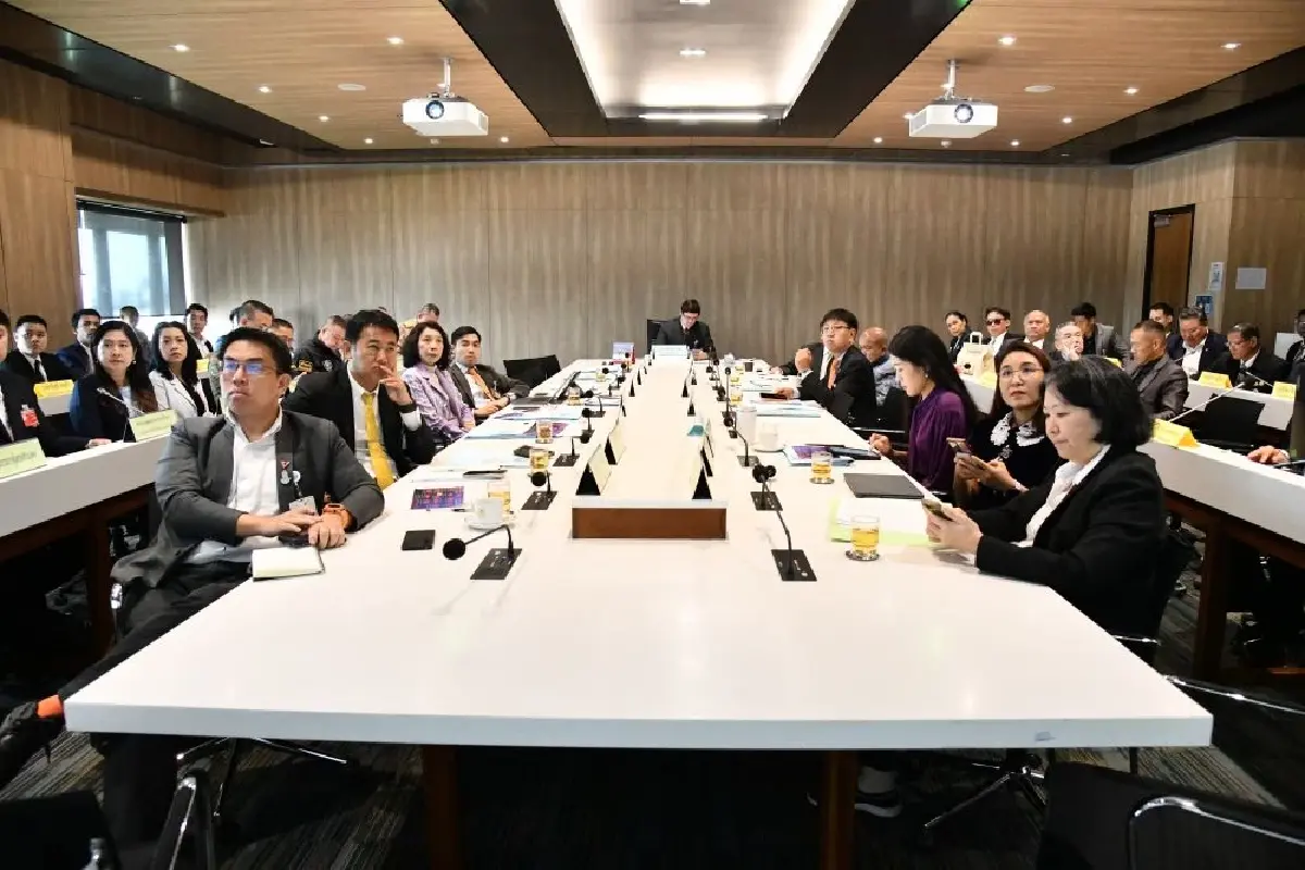 'รังสิมันต์' ข้องใจ 'ธรรมนัส' ไม่ร่วมมือ แจงกมธ. ปมเอี่ยวทุนเทา