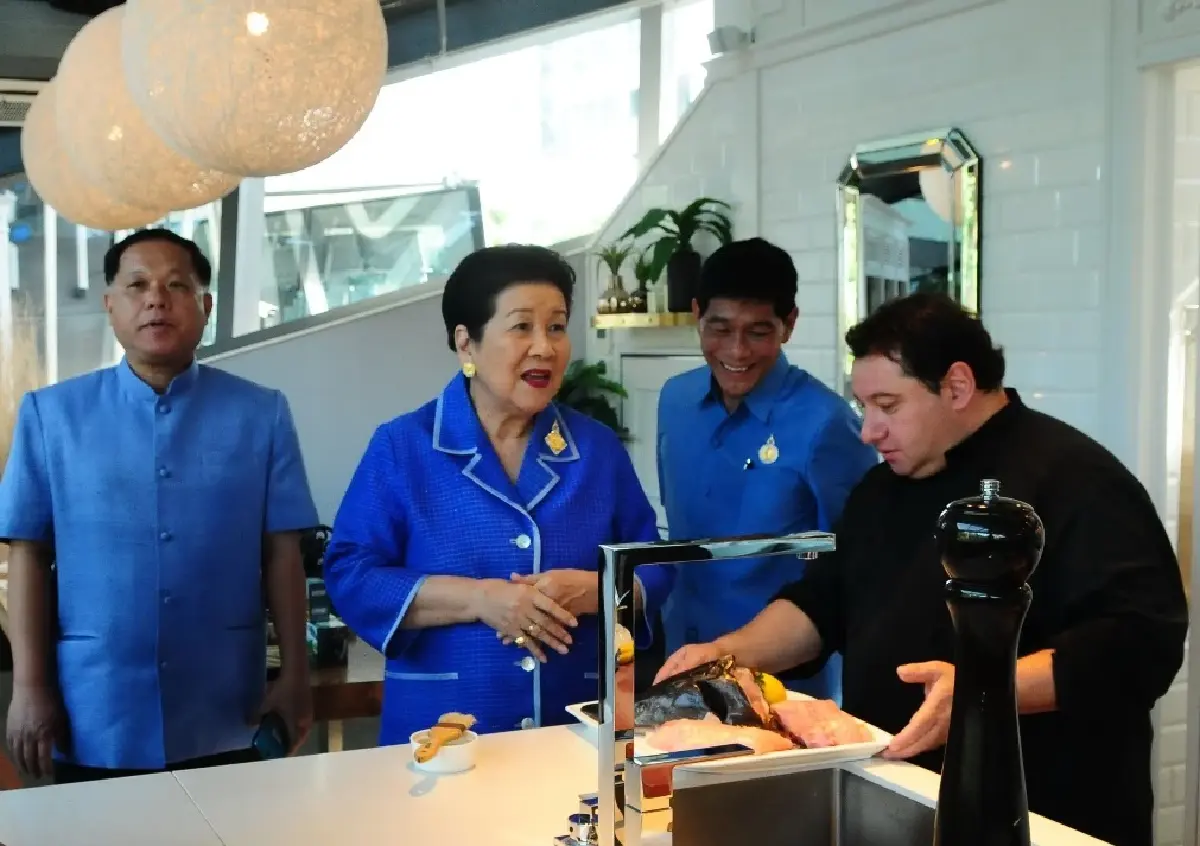 สมเด็จพระพันปีหลวง : คาเวียร์  ทรงสร้างอาชีพบนดอยสูงสู่ตำรับสากล