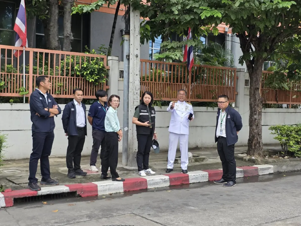 ถนนทรุดตัวใหม่ เขตบางคอแหลม ปิดถนน 2 ช่องจราจร เช็กเส้นทางเลี่ยง