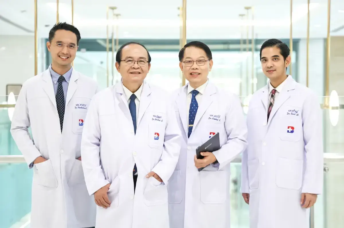 รพ.กรุงเทพ ล้ำ \'ผ่าตัดข้อเข่า\'ด้วยหุ่นยนต์ 180 เข่า ไร้ติดเชื้อ เดินได้เร็ว