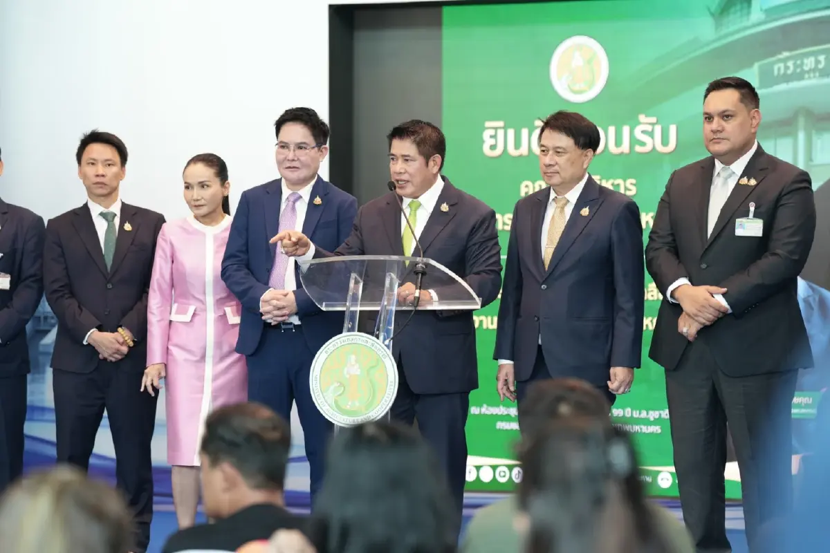 รองนายกฯ ธรรมนัส เดินหน้า 6 แนวทางสานต่อนโยบายหลัก ชู 3 สร้าง ยกคุณภาพชีวิตเกษตรกรไทย