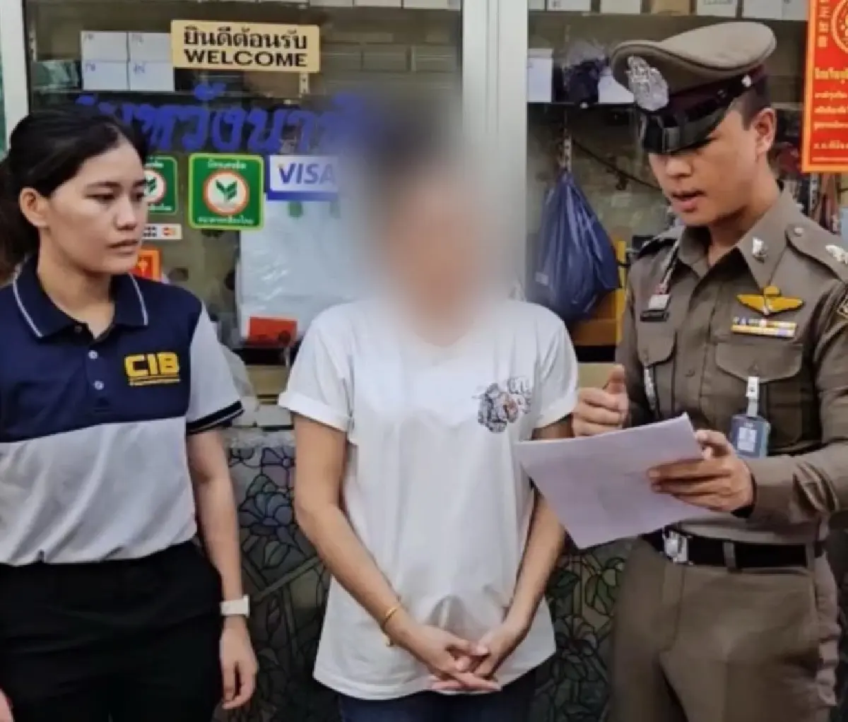 บุกจับของปลอม Rolex, Patek Philippe, Omega, Cartier เสียหาย 50 ล้าน