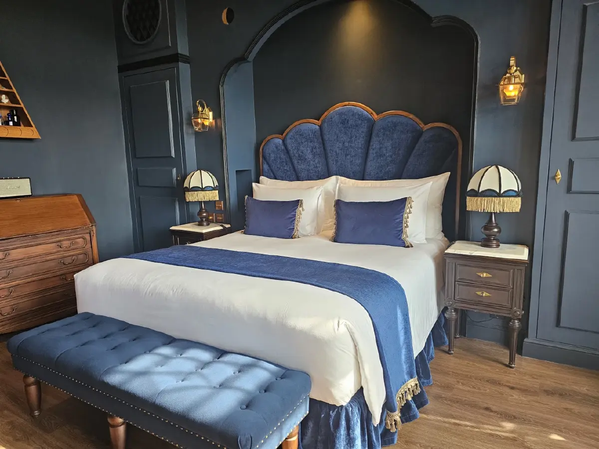 ‘Maison Mystique’ พระราชวัง แห่งจินตนาการ ท่ามกลางขุนเขา