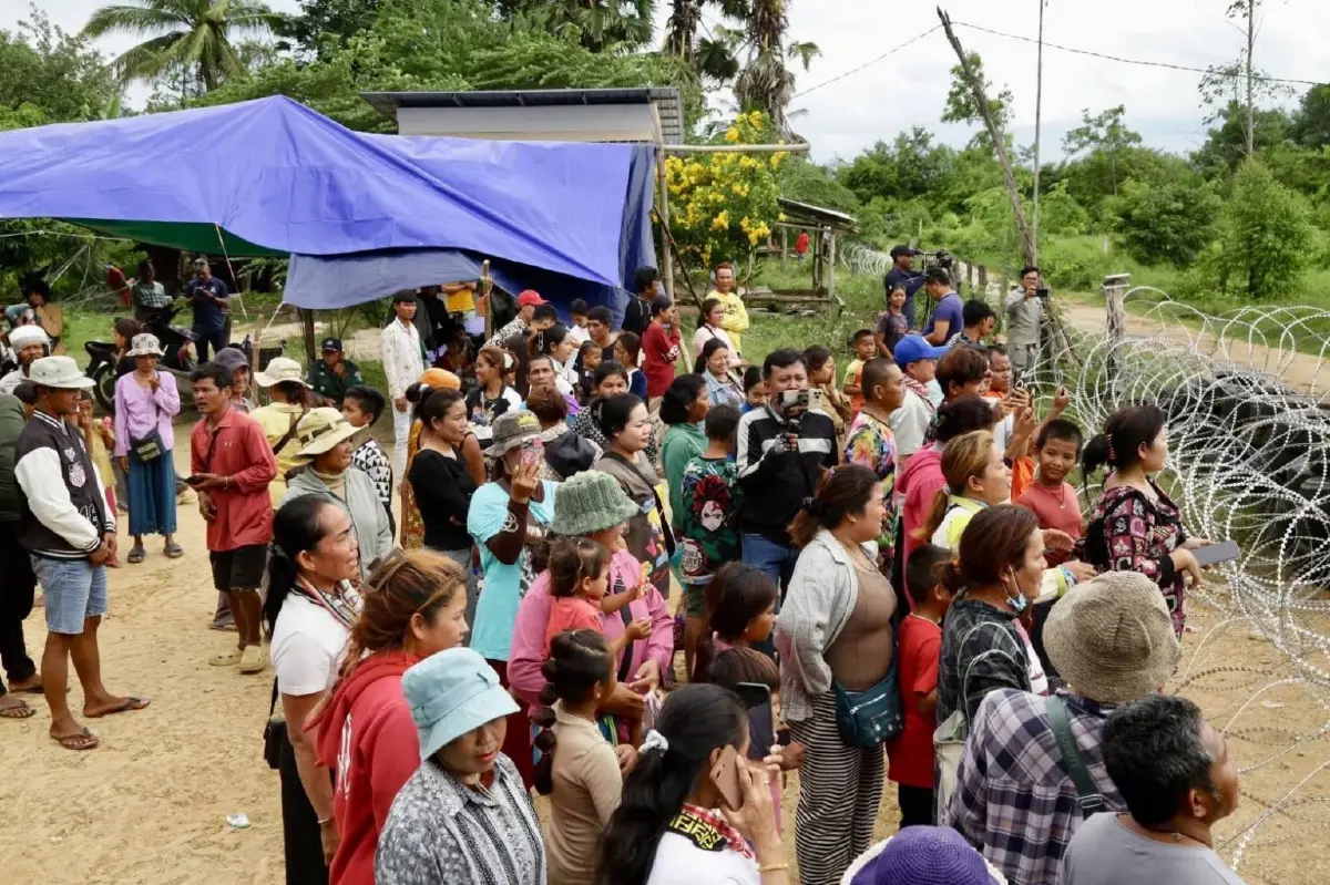 เดือดสระแก้ว กัมพูชาประชิด 100 คน - ตู้คอนเทนเนอร์ มุ่งหน้าหนองจาน
