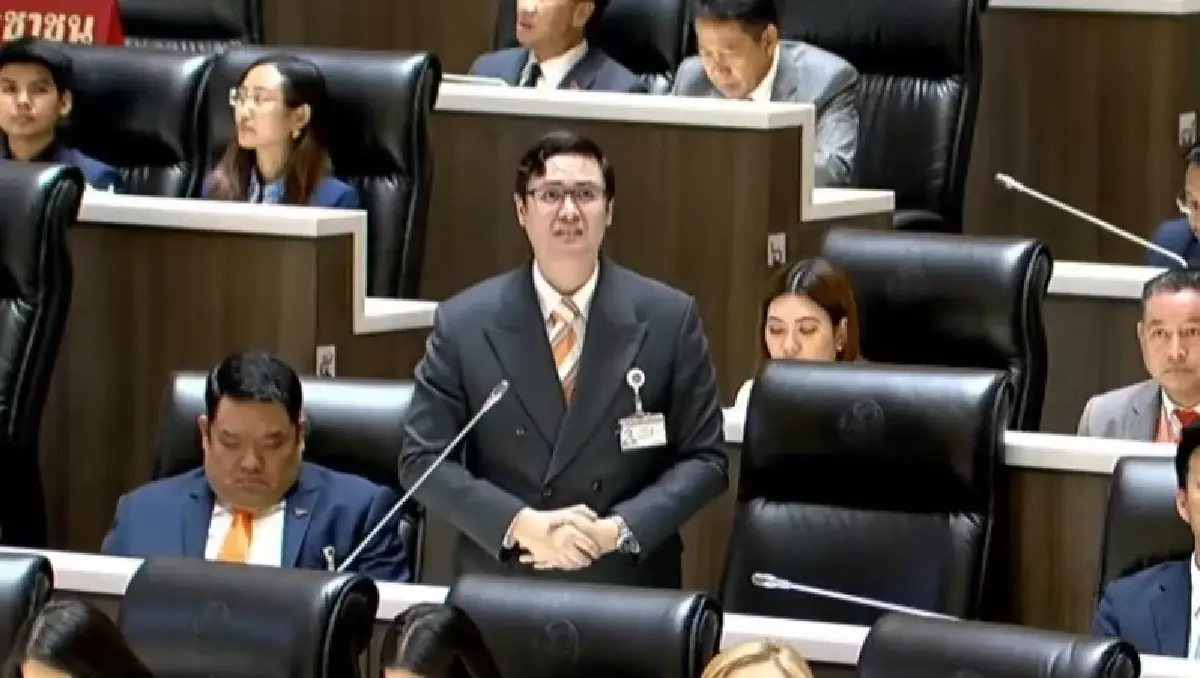 'เบนจามิน' เตรียมส่งทนายฟ้อง 'โรม' ฐานหมิ่นประมาท เรียก 100 ล้านบาท