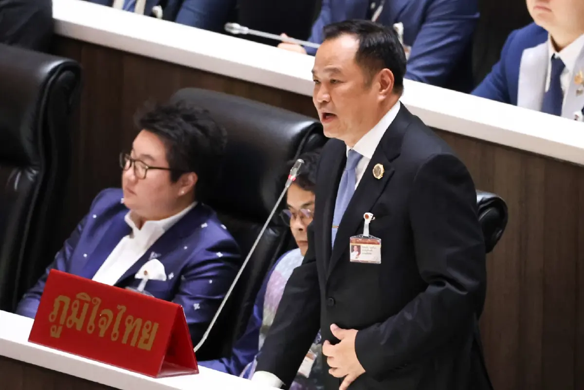 3ร่างรธน. - 3พรรค 'ฮุบ-ฮั้ว' อำนาจ 'สสร.'  แบ่งเค้ก 'ฝ่ายการเมือง'