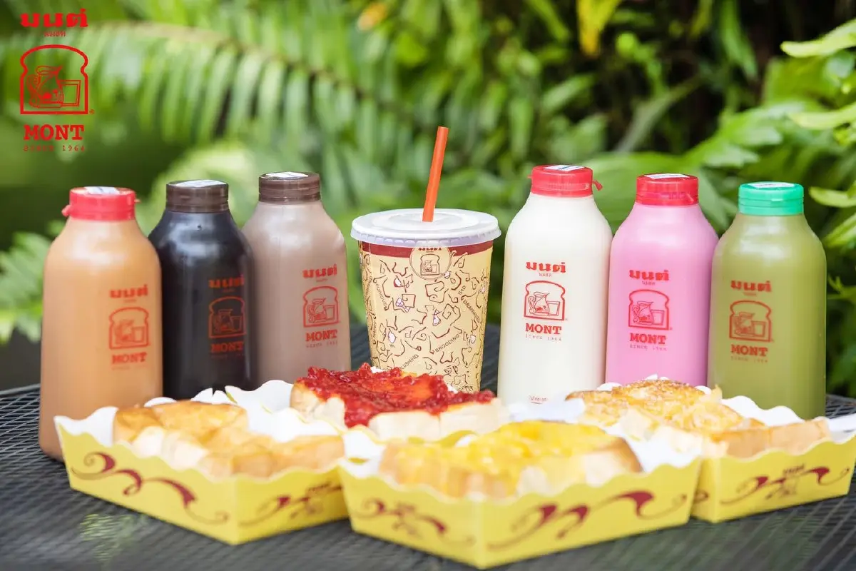 อากงโล้สำเภา มาเปิด ‘มนต์นมสด’ ร้านนมติดแอร์เจ้าแรกในไทย สู่ธุรกิจในมือทายาทรุ่นที่ 3