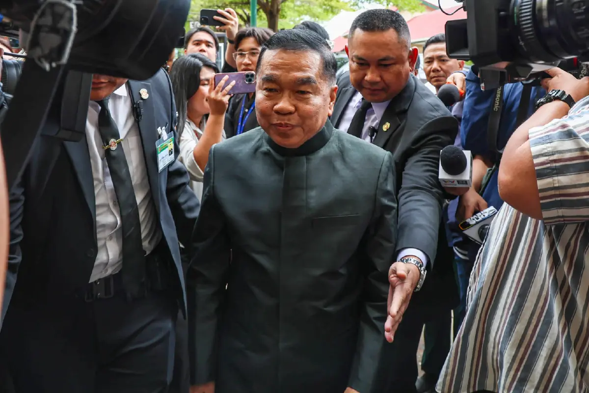 ภาพชุด บรรยากาศ ประชุม ครม. นัดพิเศษ วางกรอบจัดงานพระบรมศพ พระพันปีหลวง