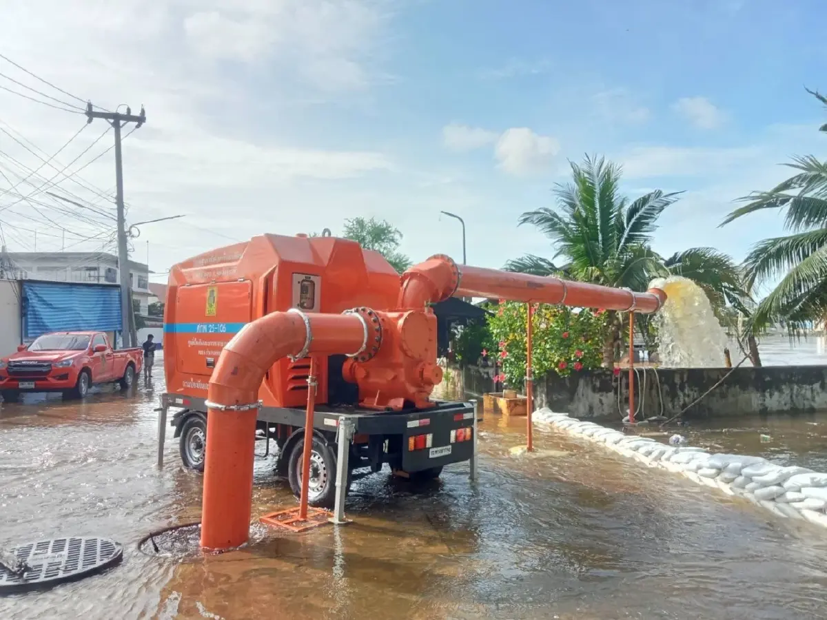 น้ำท่วมวันนี้ 18 จังหวัดวิกฤต ปภ. ทุ่มกำลังคลี่คลายสถานการณ์