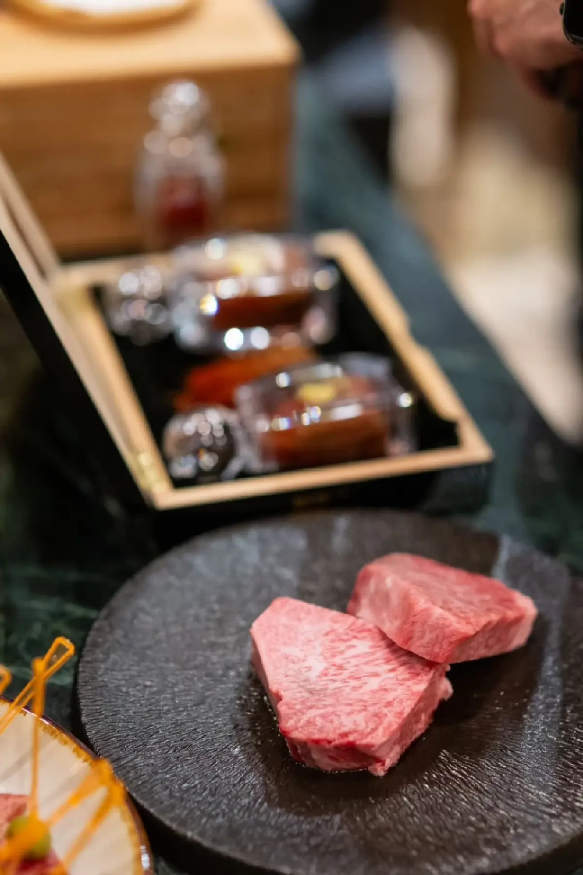 ‘5 จานอร่อย’ จาก 5 ทวีป ฉลอง 5 ปี ‘Bangkok Wine Room’ รามอินทรา 36