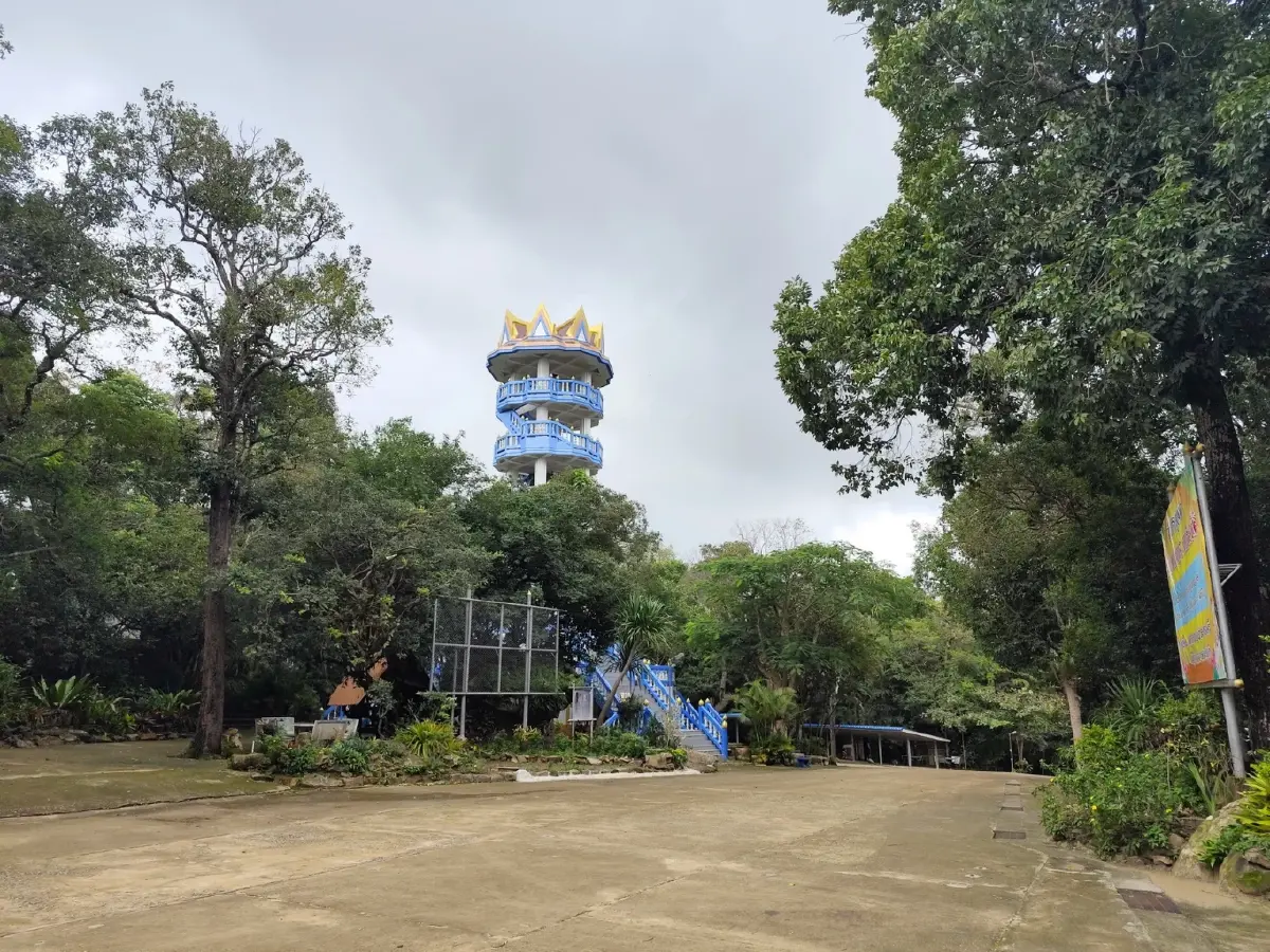 ดินแดนสงบและความพิศวงทางธรณี... วัดเขาประตูชุมพล