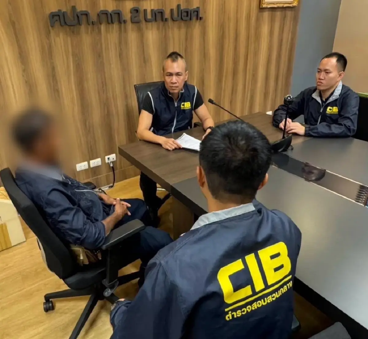 เสียหาย 1,200 ล้าน บุกจับกรรมการบริษัท 2 ราย คดีออกใบกำกับภาษีปลอม