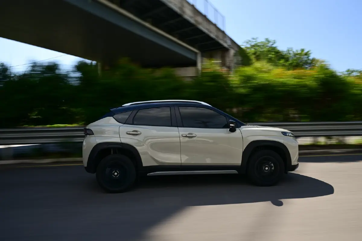 ซูซูกิ 'FRONX' ช่วงล่างแน่น แรงพอตัว ความประหยัดน่าพอใจ