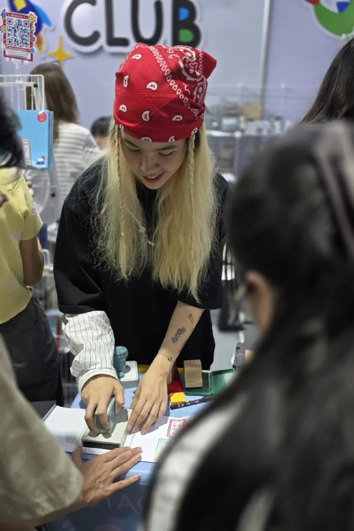 ‘ตราปั๊ม’ Ink Stamp ของสะสมฮอตฮิต เก็บความทรงจำ กับ ‘ชาช่า รามณรงค์’