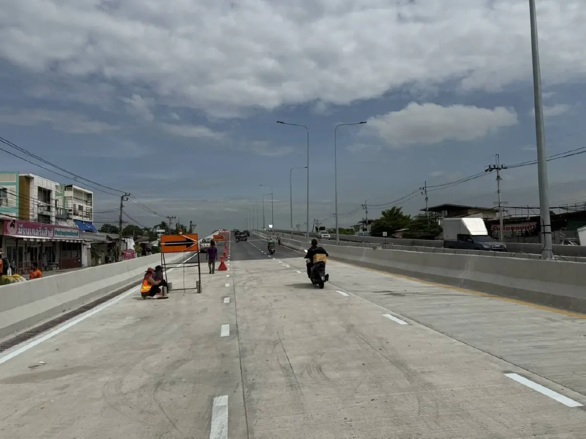 เปิดแล้ว สะพานยกระดับ ถ.พุทธมณฑลสาย 2 - สาย3 มุ่งหน้าถนนบรมราชชนนี
