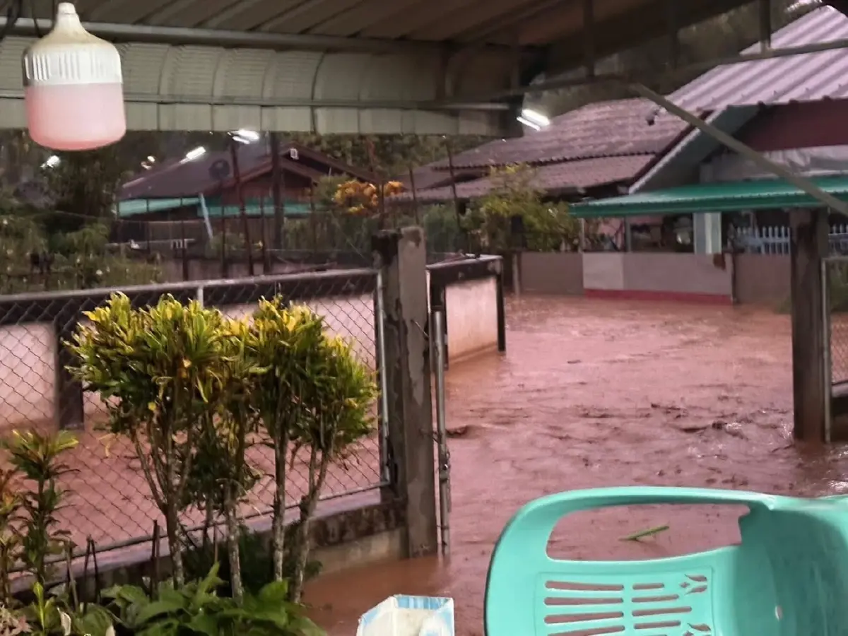ฝาง-แม่อาย เชียงใหม่ น้ำท่วมหนักสุด น้ำเกินวิกฤตแดง ระวังดินถล่ม